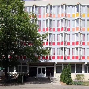 Szálloda In ***